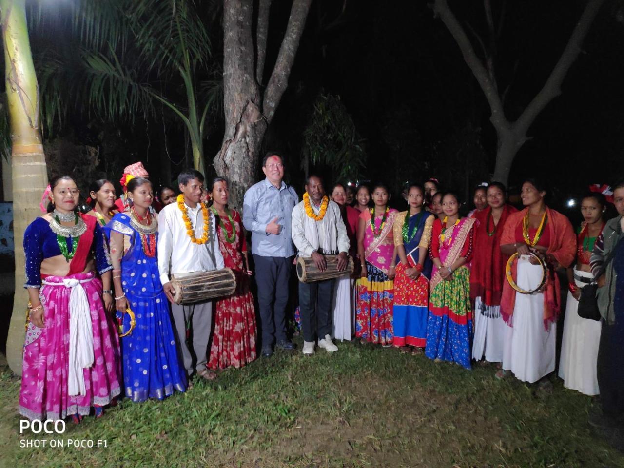 Rhino Lodge Bardia Pvt Ltd バルディヤ エクステリア 写真