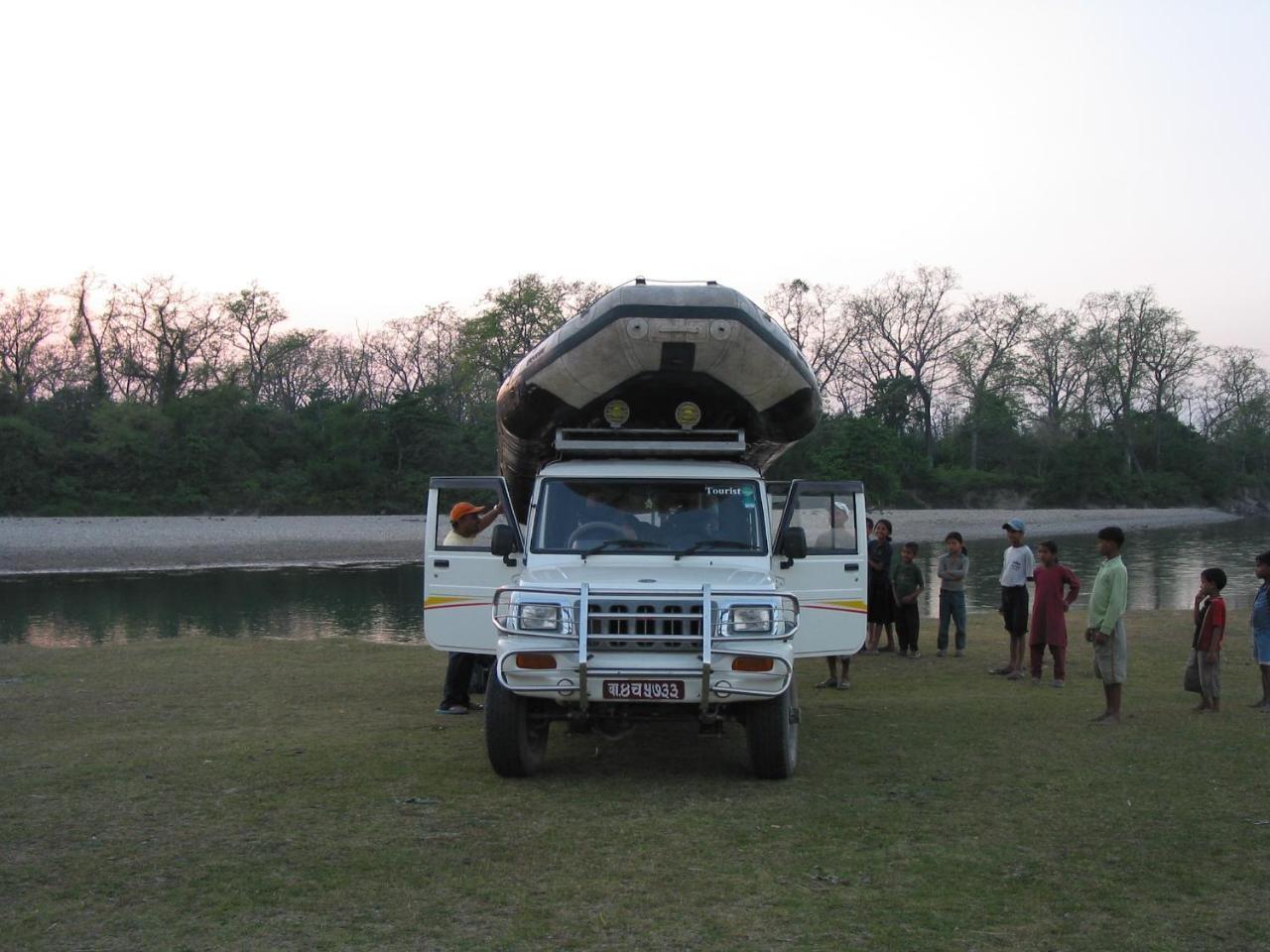 Rhino Lodge Bardia Pvt Ltd バルディヤ エクステリア 写真