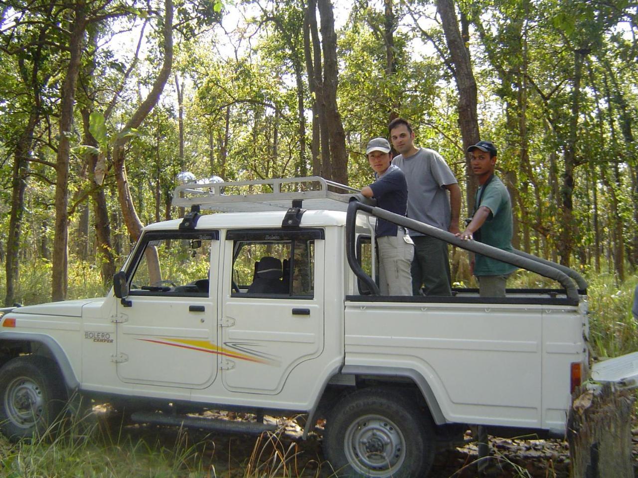 Rhino Lodge Bardia Pvt Ltd バルディヤ エクステリア 写真