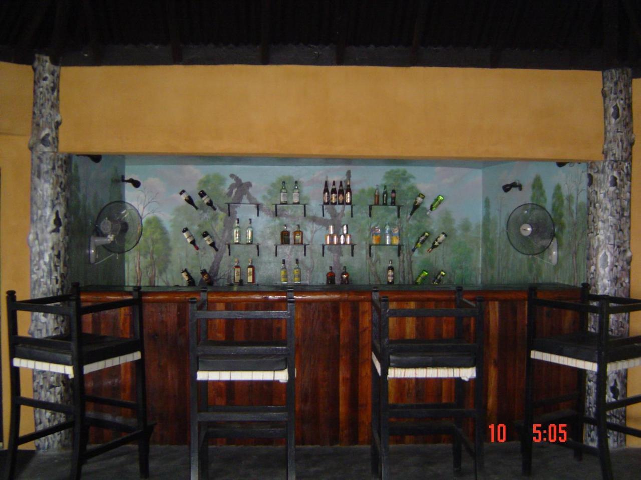 Rhino Lodge Bardia Pvt Ltd バルディヤ エクステリア 写真