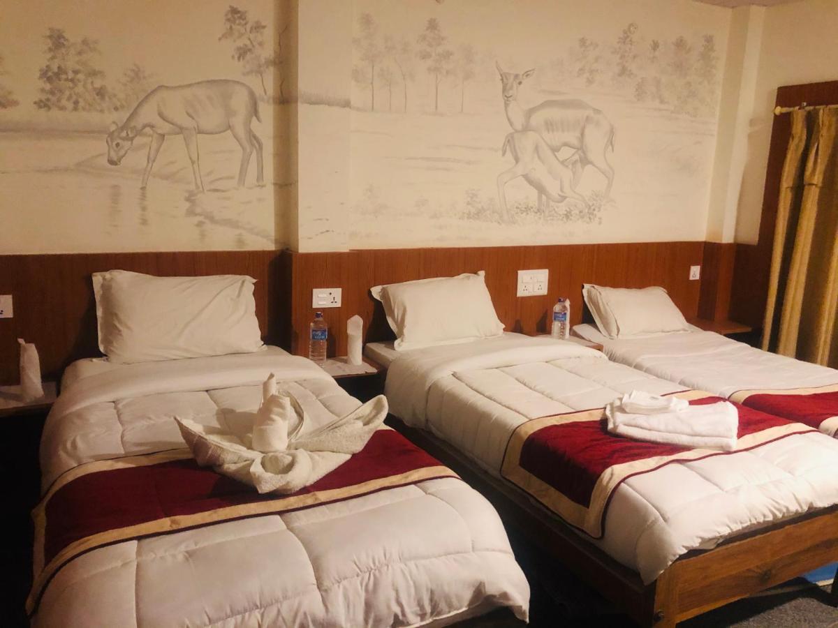Rhino Lodge Bardia Pvt Ltd バルディヤ エクステリア 写真